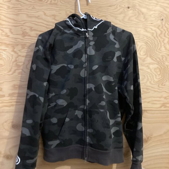 Bape Hoodie - Size Small - Picture 2 of 12